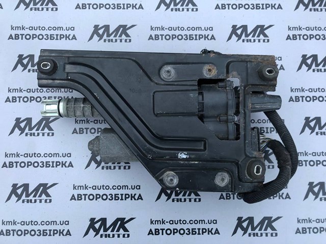 БУ электромеханического стояночного тормоза 22880717 GM