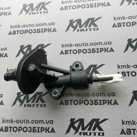 GM 55190993 Главный цилиндр сцепления в наличии Полтава
