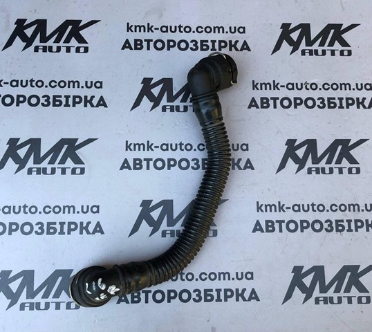 Патрубок вентиляции картерных газов 55556495 GM
