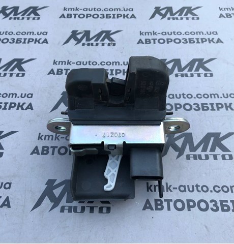 VAG 5G6827505C Замок багажника в наличии Павлоград