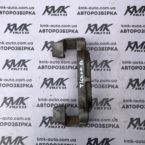 Держатель суппорта переднего Фольксваген Пассат 200 B6