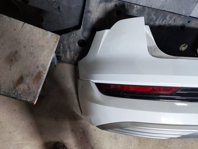 4KE807434CGRU Нижняя часть заднего бампера купить Ужгород