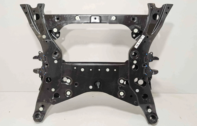 Передняя балка 31106891256 BMW