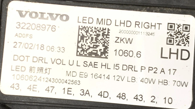 32208976 VOLVO Правая фара купить в Полтава