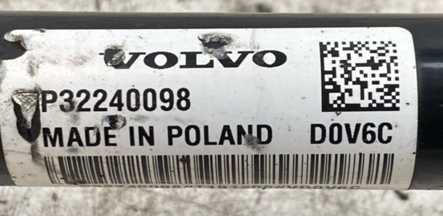 VOLVO 32240098 Левая полуось в наличии Сумы