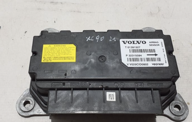 Модуль-процессор управления подушкой безопасности (ЭБУ AIRBAG) 32315584 VOLVO