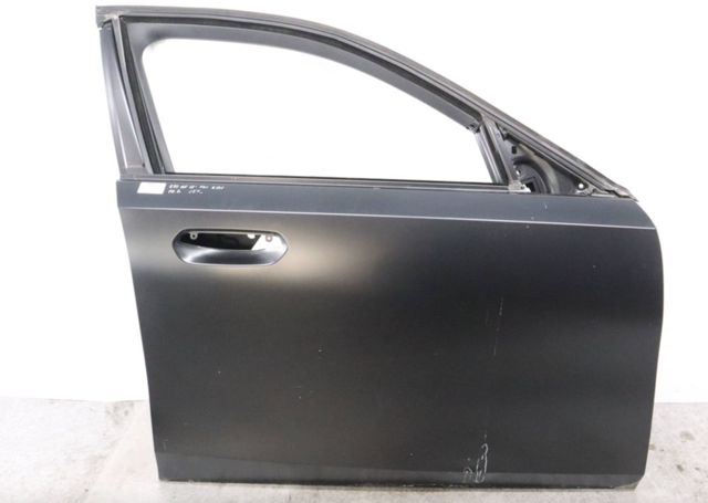 Пассажирская передняя дверь 41515A32EA4 BMW