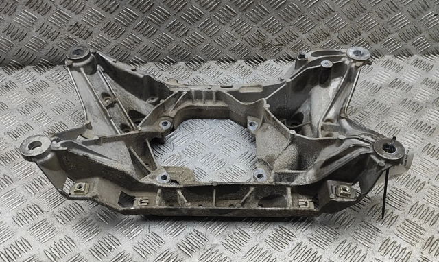 Балка крепления коробки передач 4M4399263AB VAG