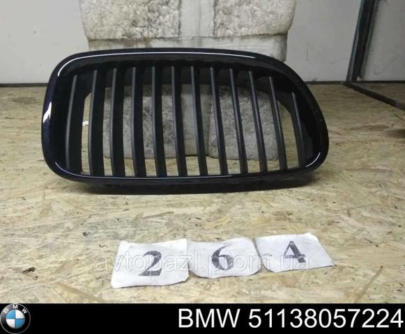 Решетка радиатора правая 51138057224 BMW