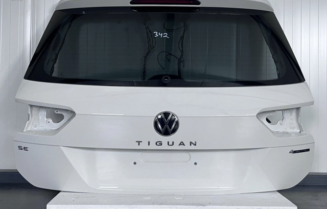 VAG 5NA827025J Дверь задняя (багажная 3/5-я (ляда) в наличии Винница