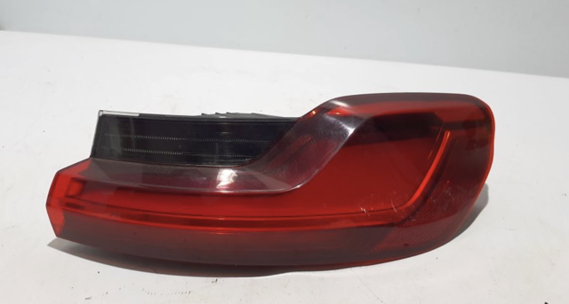 Фара задняя правая внешняя 63217409398 BMW