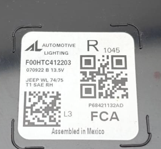 68421132AD CHRYSLER Фонарь задний правый внешний купить в Хмельницкий