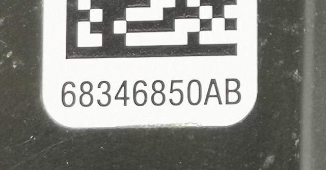 CHRYSLER 68483788AC Цапфа передняя правая в наличии Украина