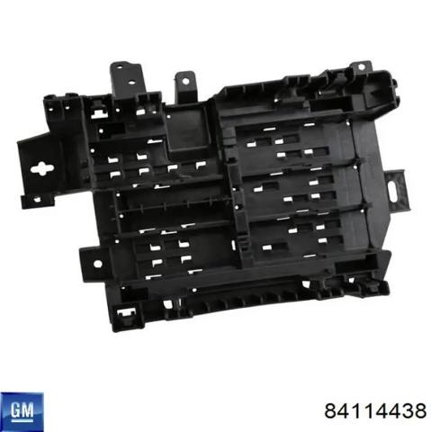 Монжатный блок реле 84114438 GM