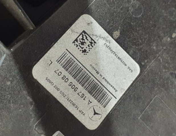 MERCEDES A1679060807 Фонарь задний левый внешний в наличии Ирпень