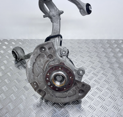 Цапфа поворотная левая A2053322700 MERCEDES