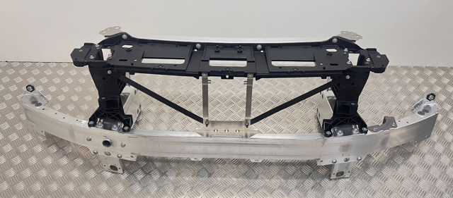 Кронштейн усилителя переднего бампера A2236205300 MERCEDES