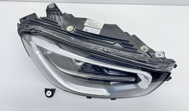 Фара правая A2539068201 MERCEDES
