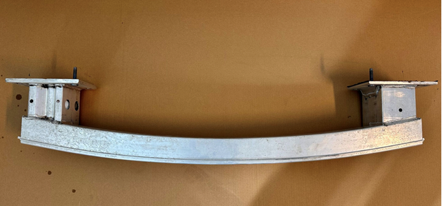 A2946100000 MERCEDES Усилитель бампера заднего купить в Винница