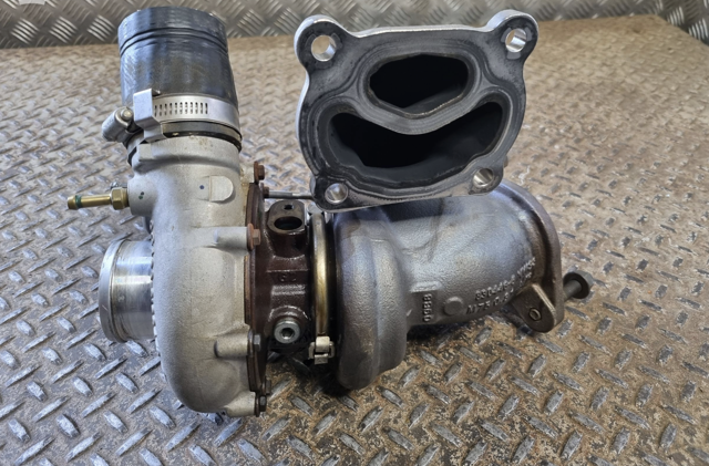 Турбонаддув FR3E9G438CF FORD