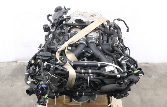 Двигатель в сборе S68B44A BMW