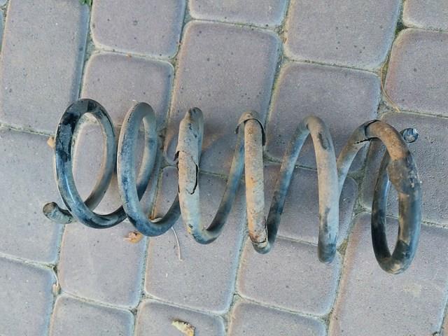Пружина подвески 30760314 VOLVO