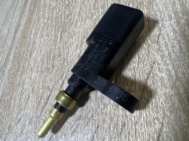 Датчик вентилятора радиатора 03F919501B VAG