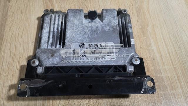 ЭБУ двигателем 03G906021NK VAG