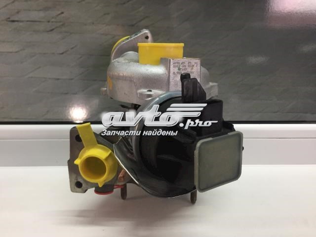Турбонаддув 03L145701E VAG
