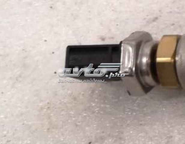 Датчик давления топлива 04C906054C VAG