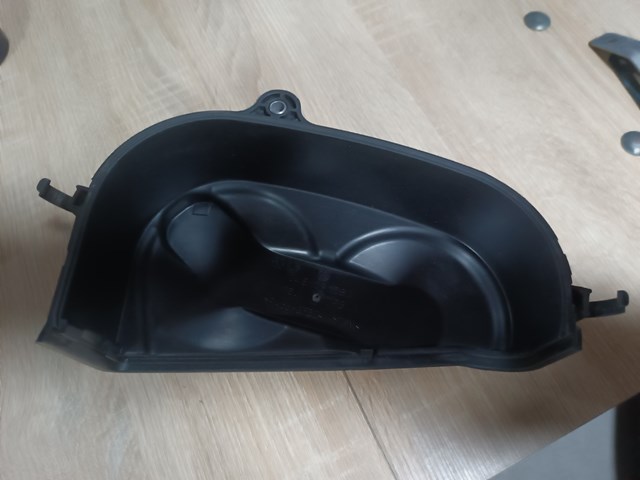 04E109108B VAG Защита ремня ГРМ верхняя купить в Львов