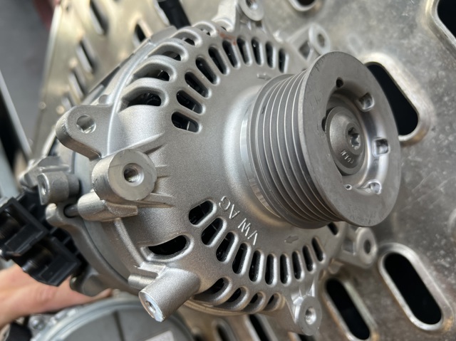05E903019F VAG Генератор купить в Черновцы