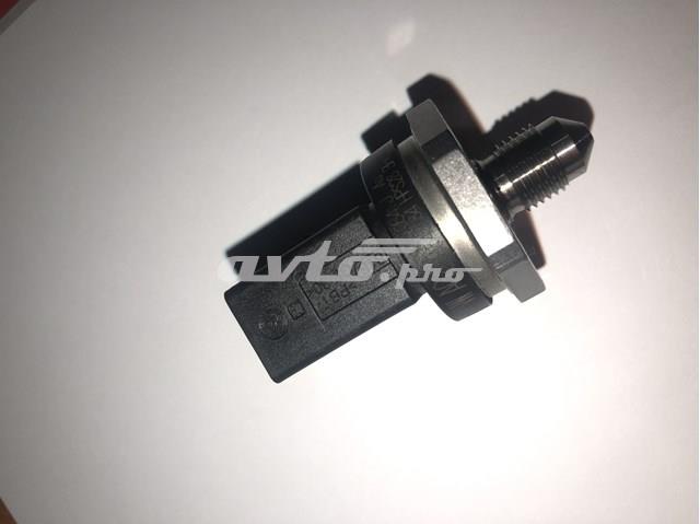 06J906054J VAG Датчик давления топлива купить в Хмельницкий