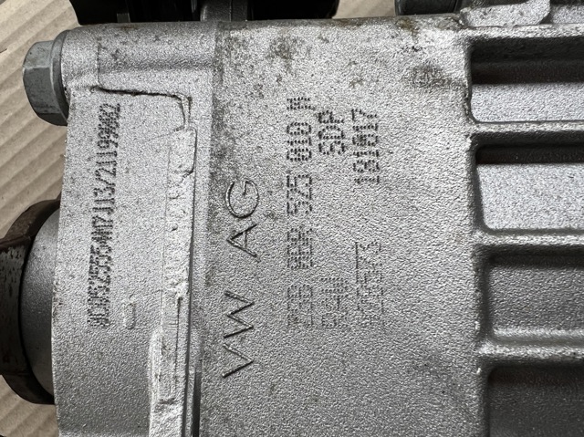 VAG 0BR525010M Редуктор задний в наличии Житомир