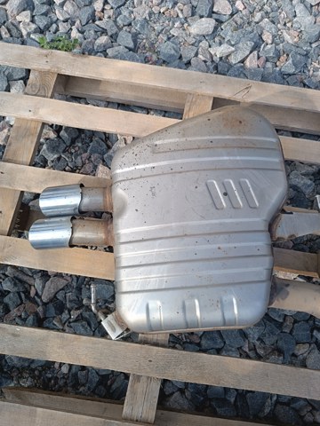 BMW 18307823926 Глушитель задний в наличии Киев
