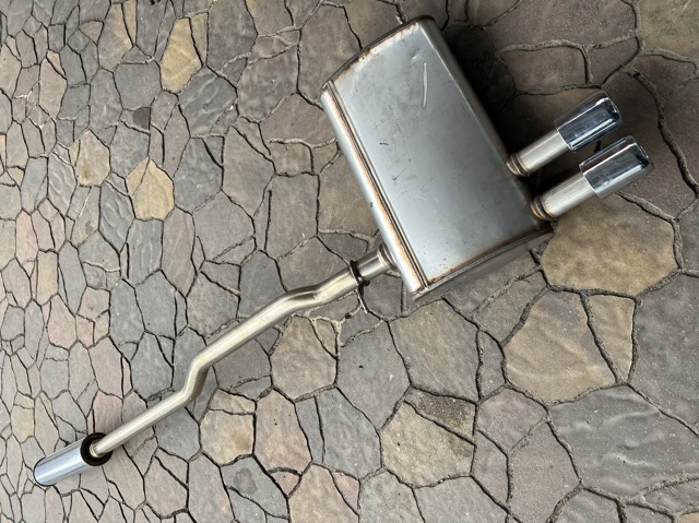 BMW 18308615430 в наличии Черновцы