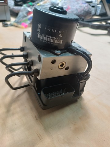 Блок управления АБС  1J0614117B VAG