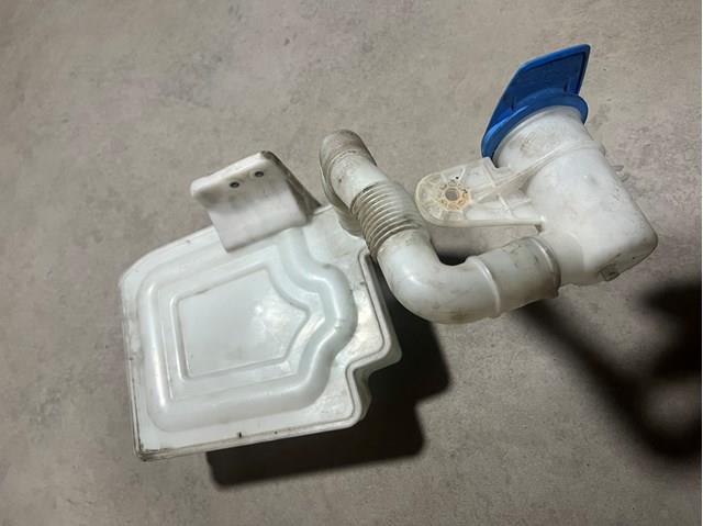 1K0955453Q Бачок омывателя купить Кривой Рог