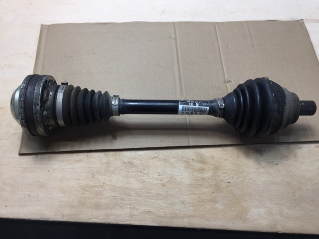 VAG 2K0407271E Левая полуось в наличии Павлоград