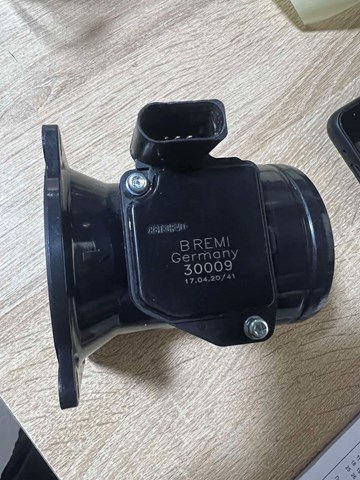 Датчик массового расхода воздуха 30009 BREMI