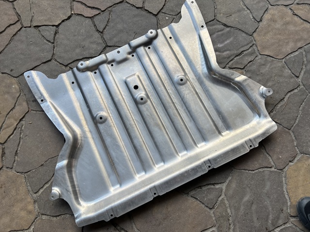 31146883283 BMW Защита двигателя передняя купить в Запорожье