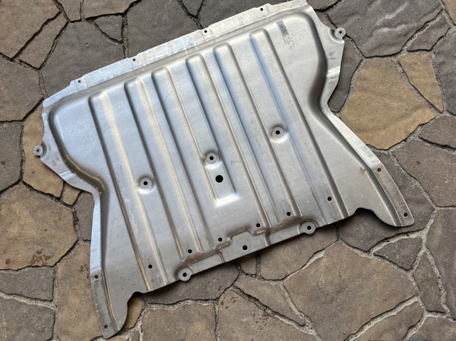 31146883283 BMW Защита двигателя передняя