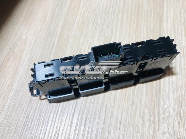 3G0927137ABWZU VAG Блок кнопок центральной консоли купить в Чернигов