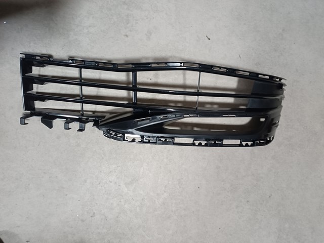 51117385278 Решетка бампера переднего правая купить Павлоград