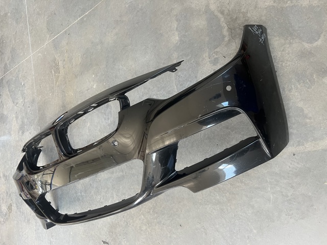 Бампер на авто 51118067947 BMW