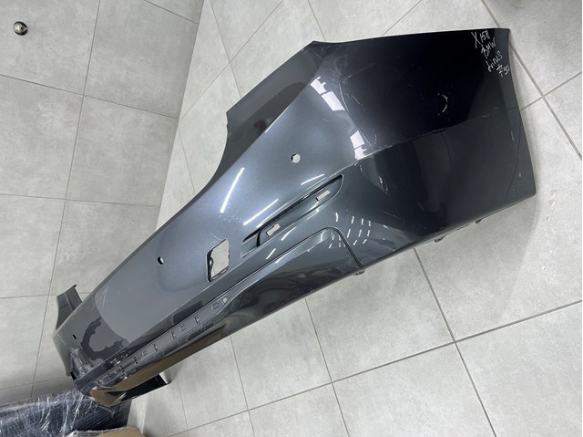 Задний бампер 51127312733 BMW