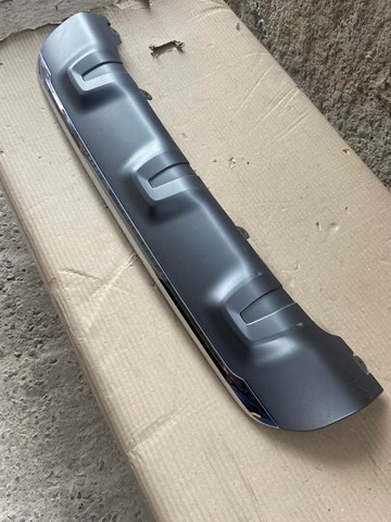 Молдинг бампера заднего, центральный 51127400678 BMW