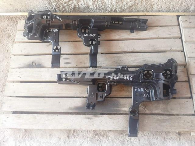 Кронштейн бампера заднего, правый 51127411146 BMW