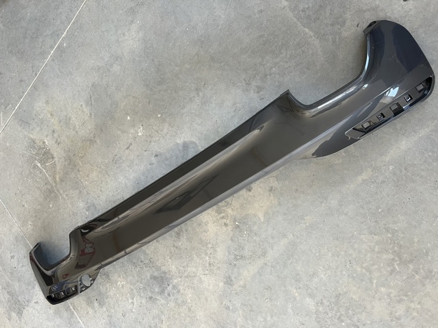 Молдинг бампера заднего 51128064718 BMW