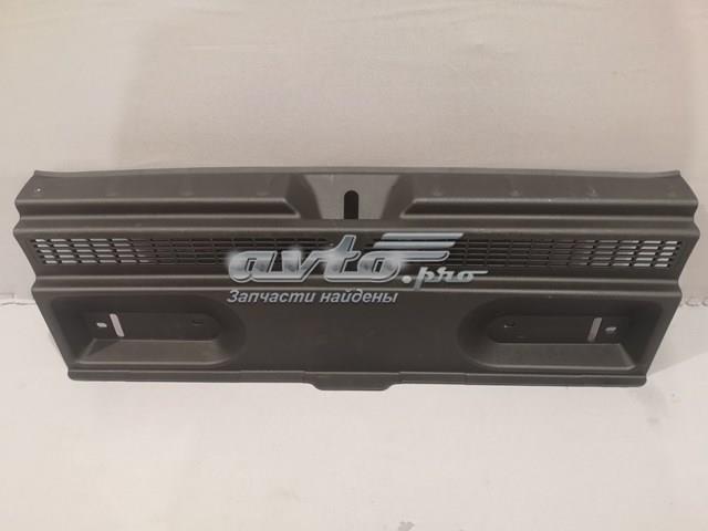 Накладка задней панели багажника 51477298591 BMW